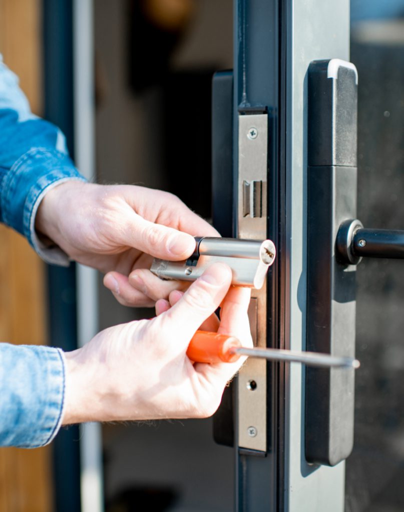 Commercial Door Installation, Maintenance & Service